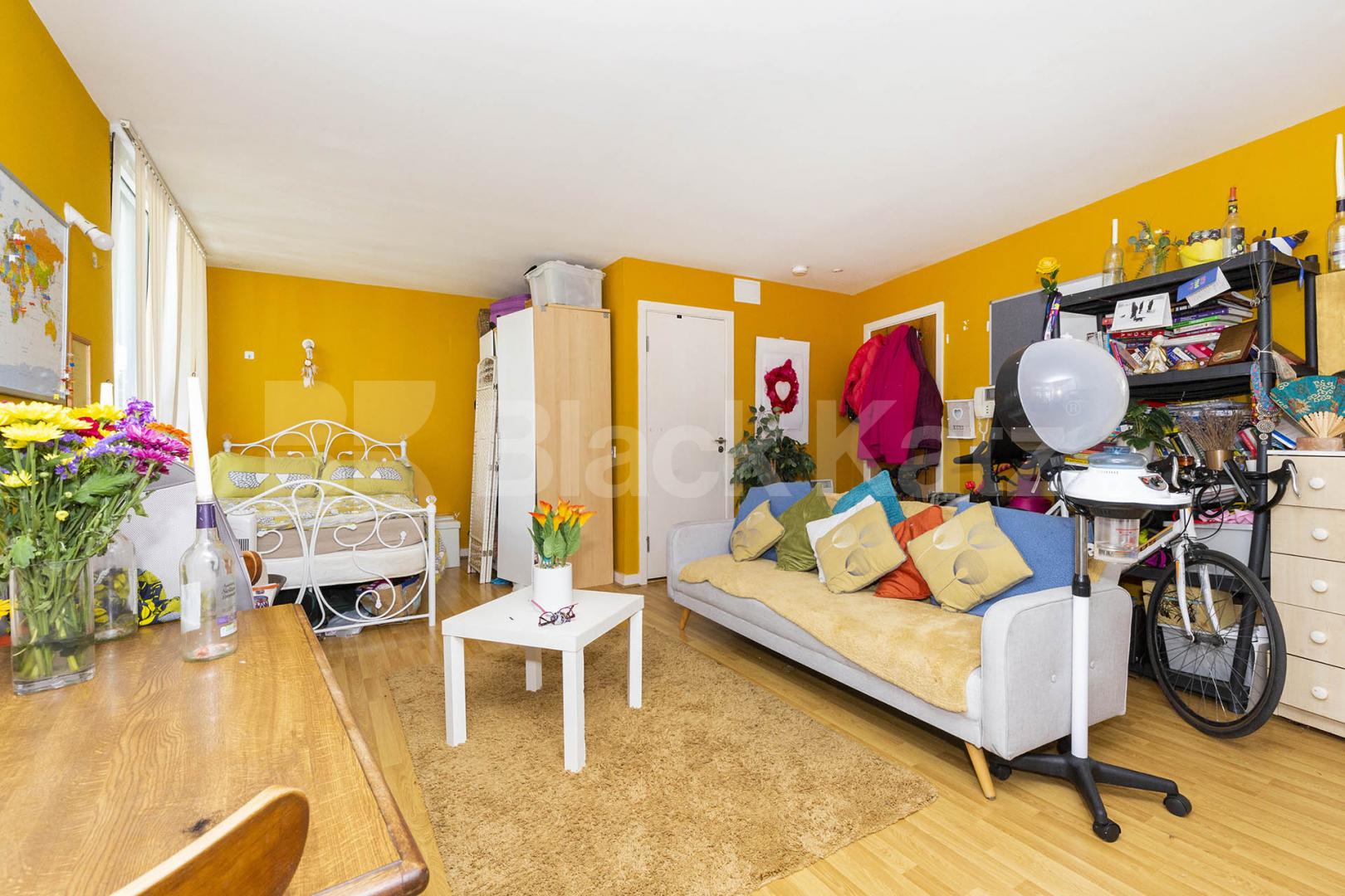 Located within a new development is this large studio with a balcony  Blake Building, New River Village, Crouch End / Hornsey